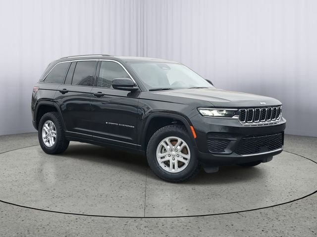 2022 Jeep Grand Cherokee Laredo