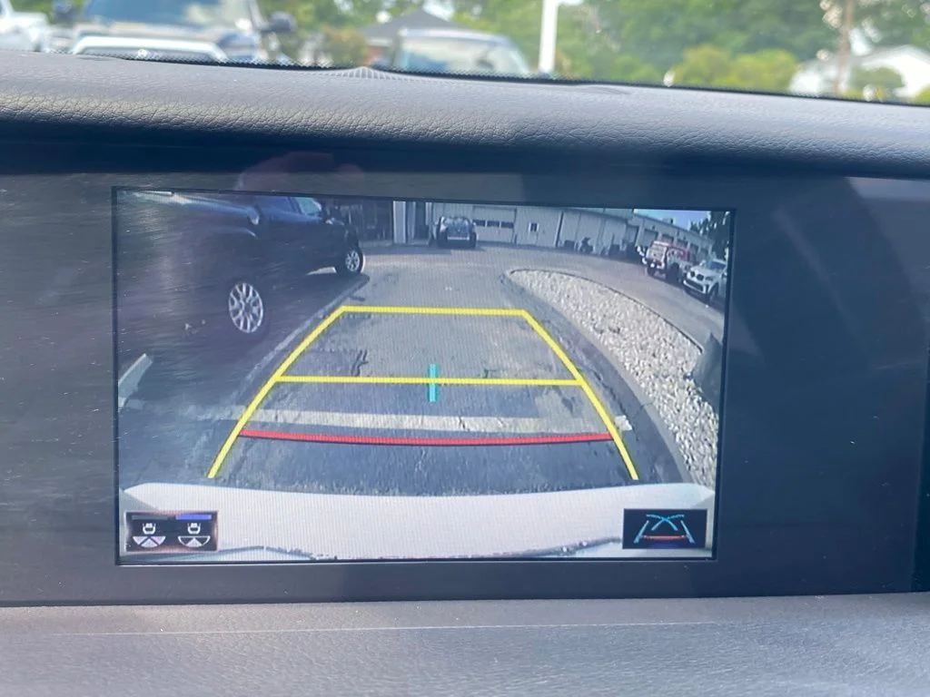 Used 2020 White Lexus 350 image 27