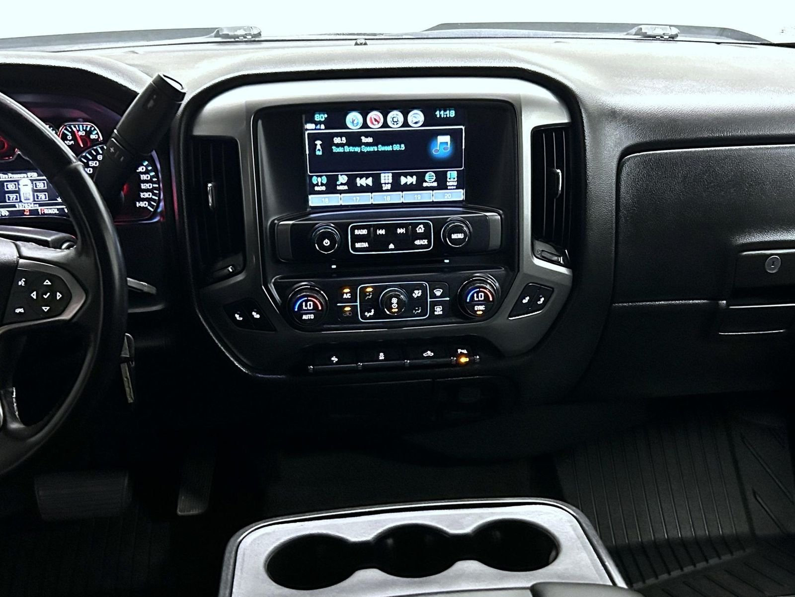 Used 2018 Silver Chevrolet LT image 13