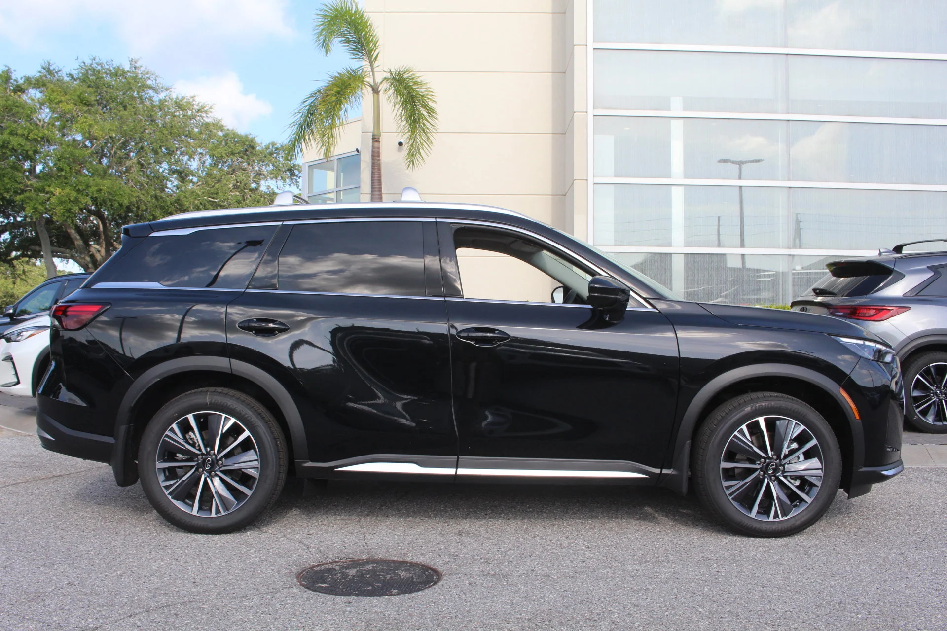 2026 INFINITI QX60 LUXE - Photo 7