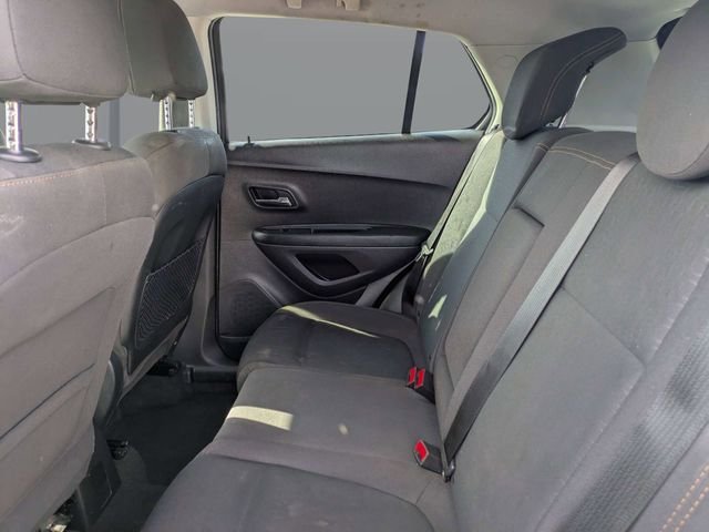 Used 2018 Silver Chevrolet LS image 13