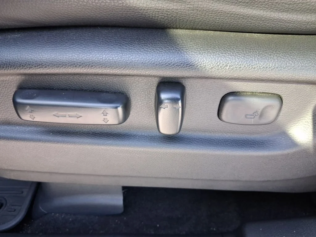 Used 2019  Honda Black Edition image 24