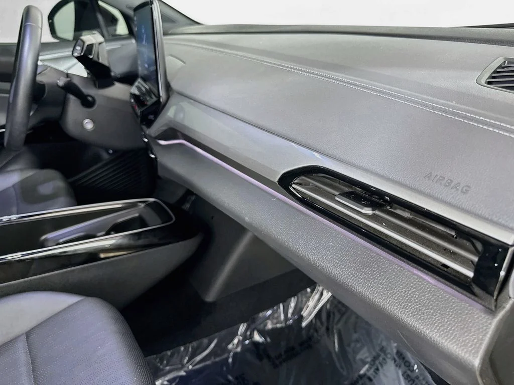 Used 2023 Black Volkswagen Pro S Plus image 29