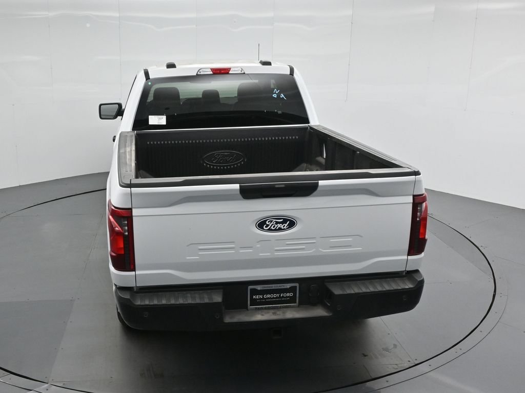 New 2026 Oxford White Ford XL image 34