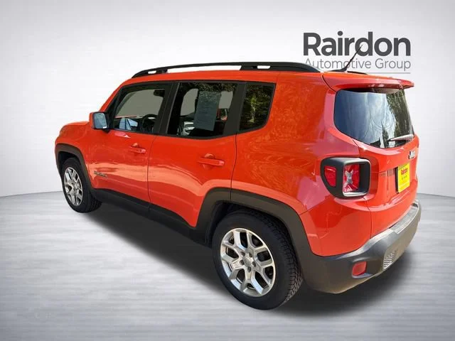 Used 2015 Omaha Orange Jeep Latitude image 5