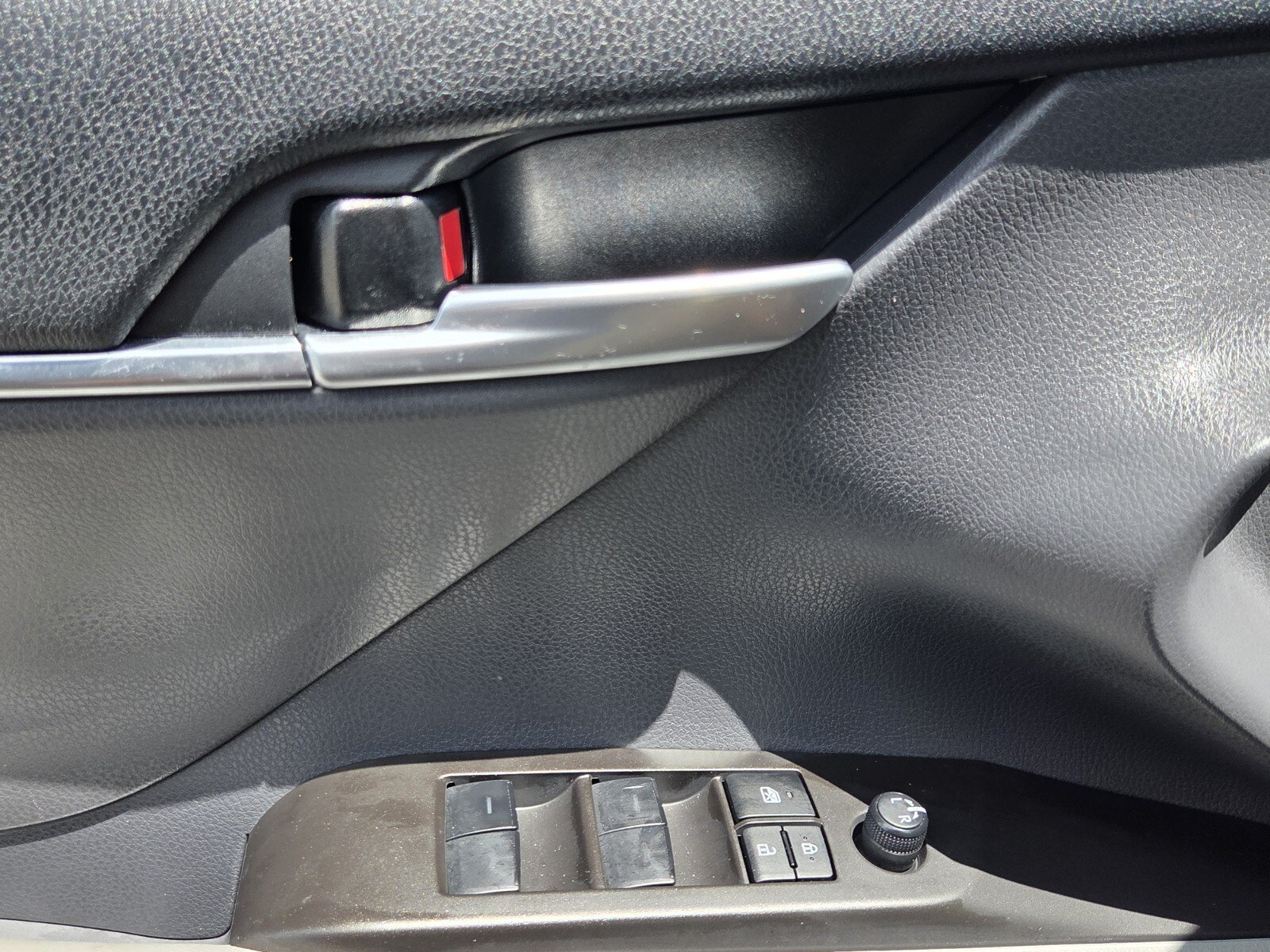 Used 2024 Midnight Black Metallic Toyota LE image 11