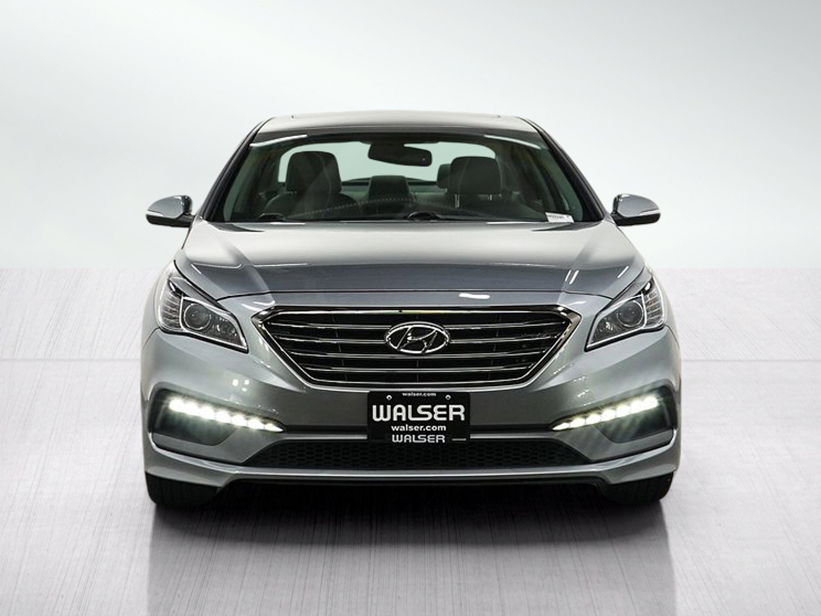 Used 2016 Shale Gray Metallic Hyundai 4dr Sdn 2.4L Limited image 9