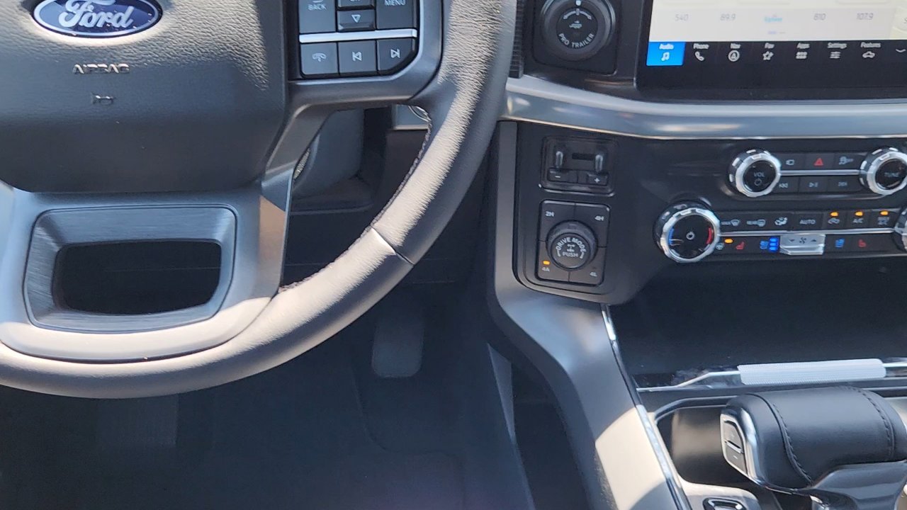 2025 Ford F-150 Lariat - Photo 19