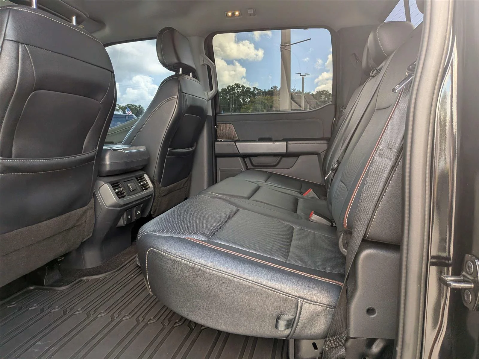 Certified Used 2022 Black Ford Lariat image 13
