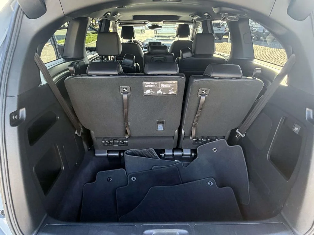 Used 2023  Honda Sport image 21
