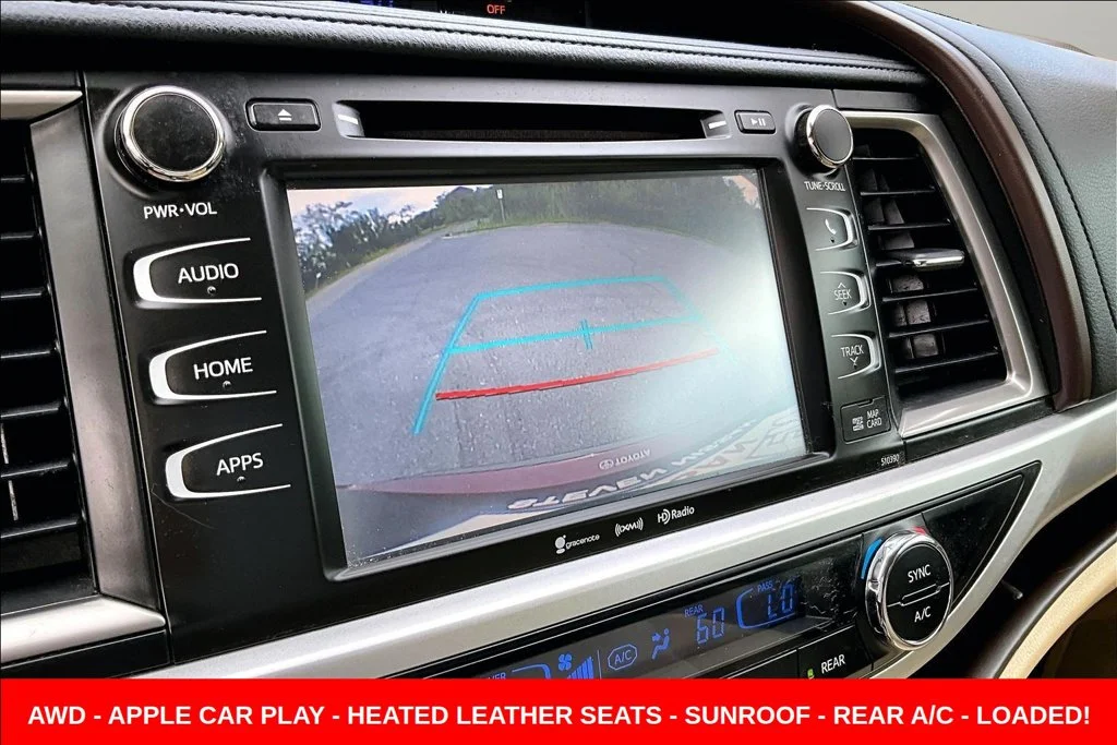 Used 2019 Red Toyota XLE image 16
