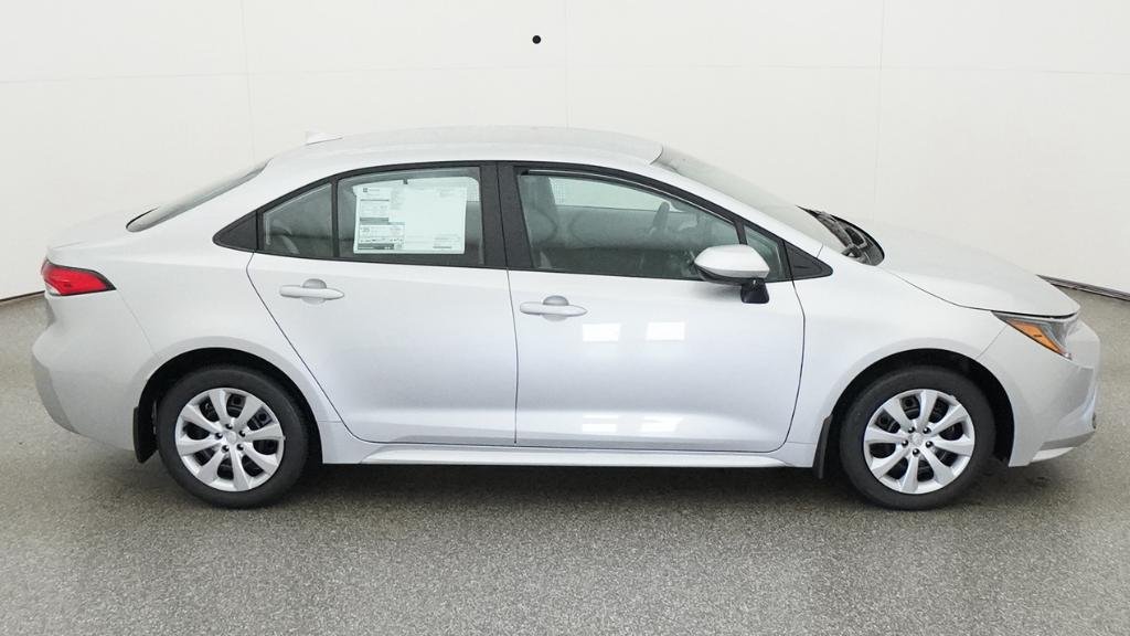 New 2026 Classic Silver Metallic Toyota LE image 2