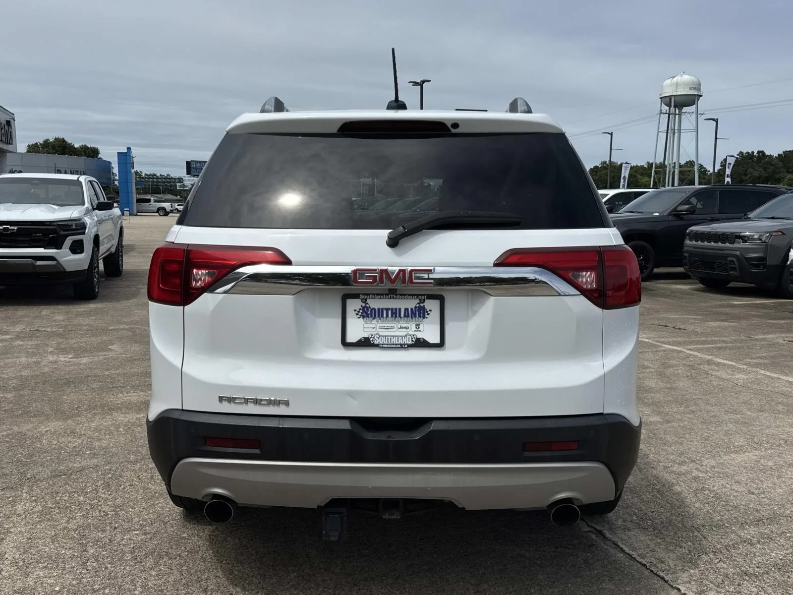 Used 2019 White GMC SLT image 6