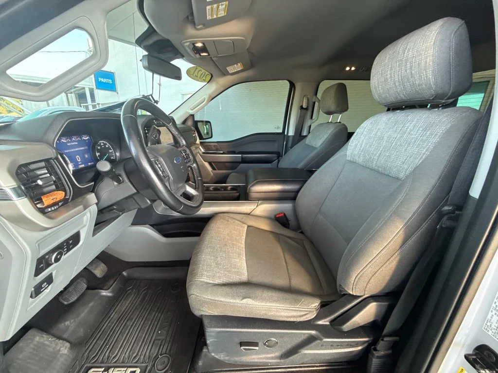 Used 2021 White Metallic Ford XLT image 38