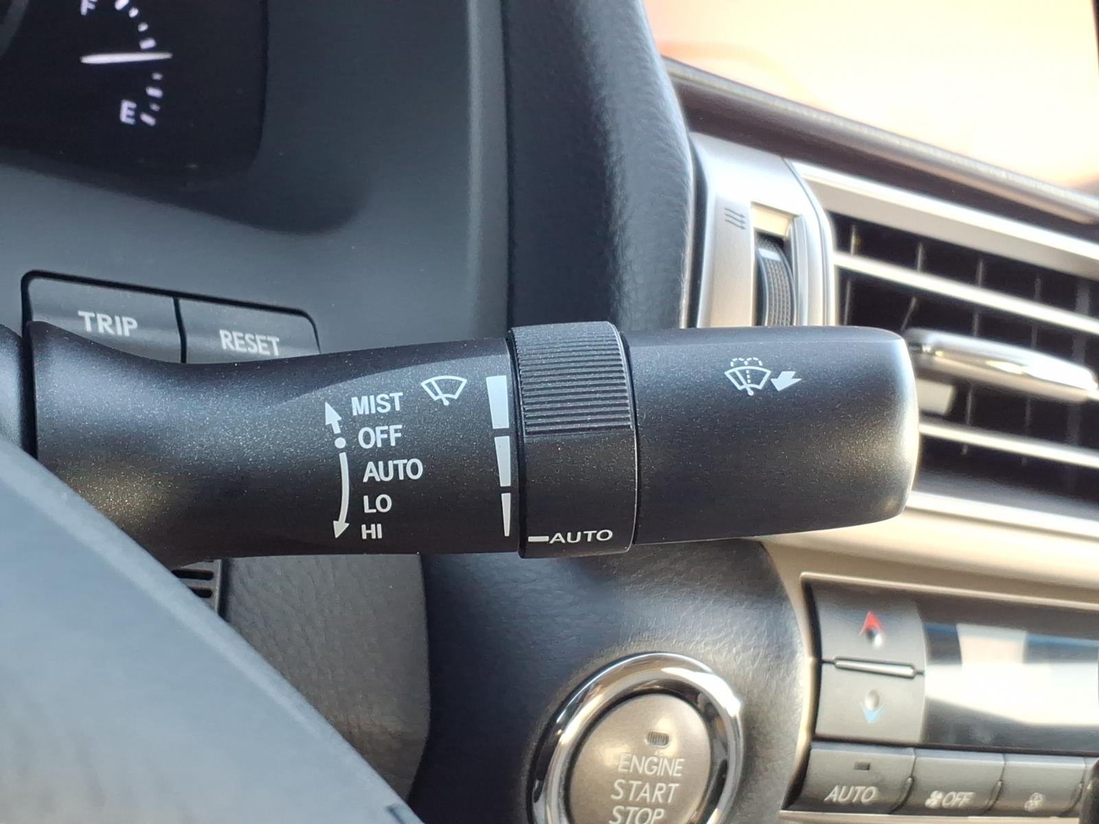 Used 2016 Atomic Silver Lexus Base image 23
