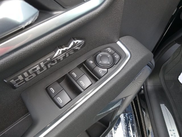 2026 Chevrolet Silverado 1500 High Country - Photo 13