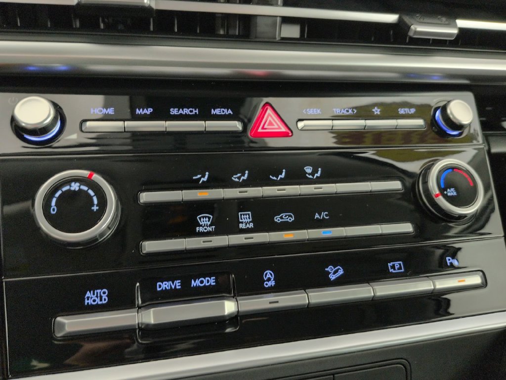 2025 Hyundai Santa Fe SE - Photo 35