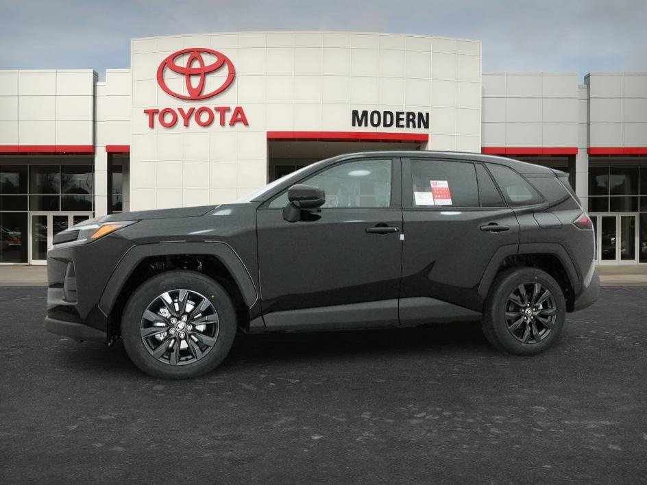 New 2026 Midnight Black Met Toyota XLE Premium image 5