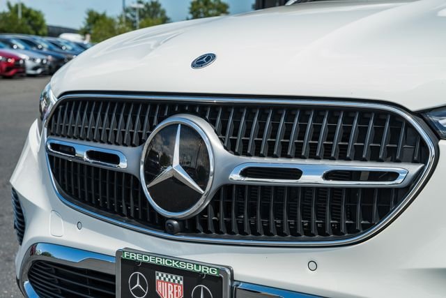 Certified Used 2025 Polar White Mercedes-Benz GLC 350e image 12