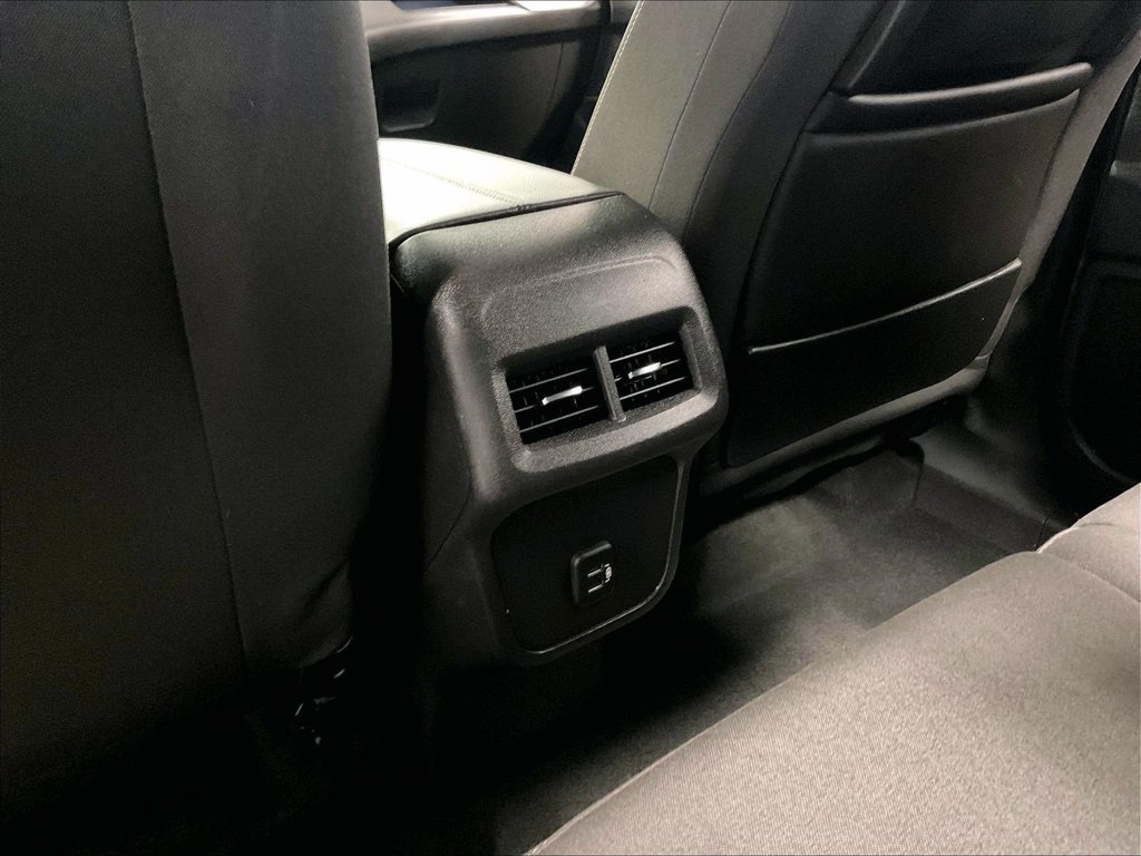 Used 2024 Downpour Metallic GMC SLE image 28