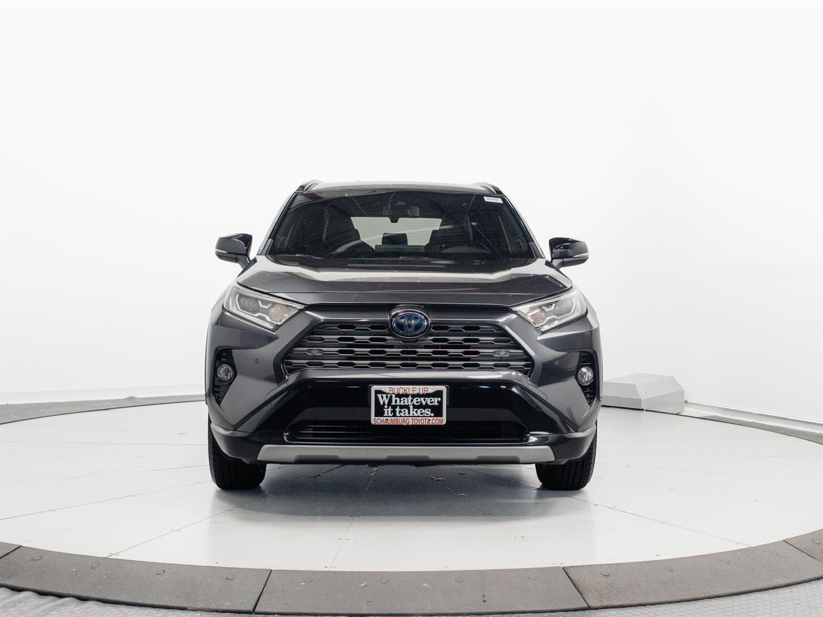Used 2019 Gray Toyota XSE image 2