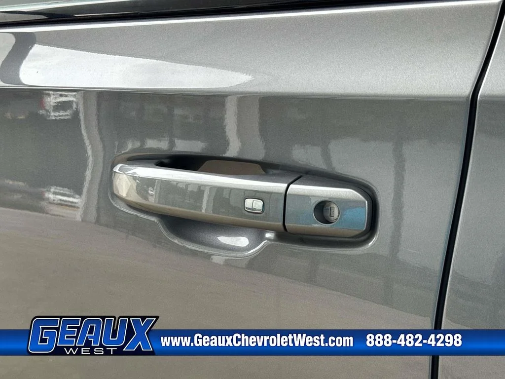 Used 2021 Gray Chevrolet RST image 13