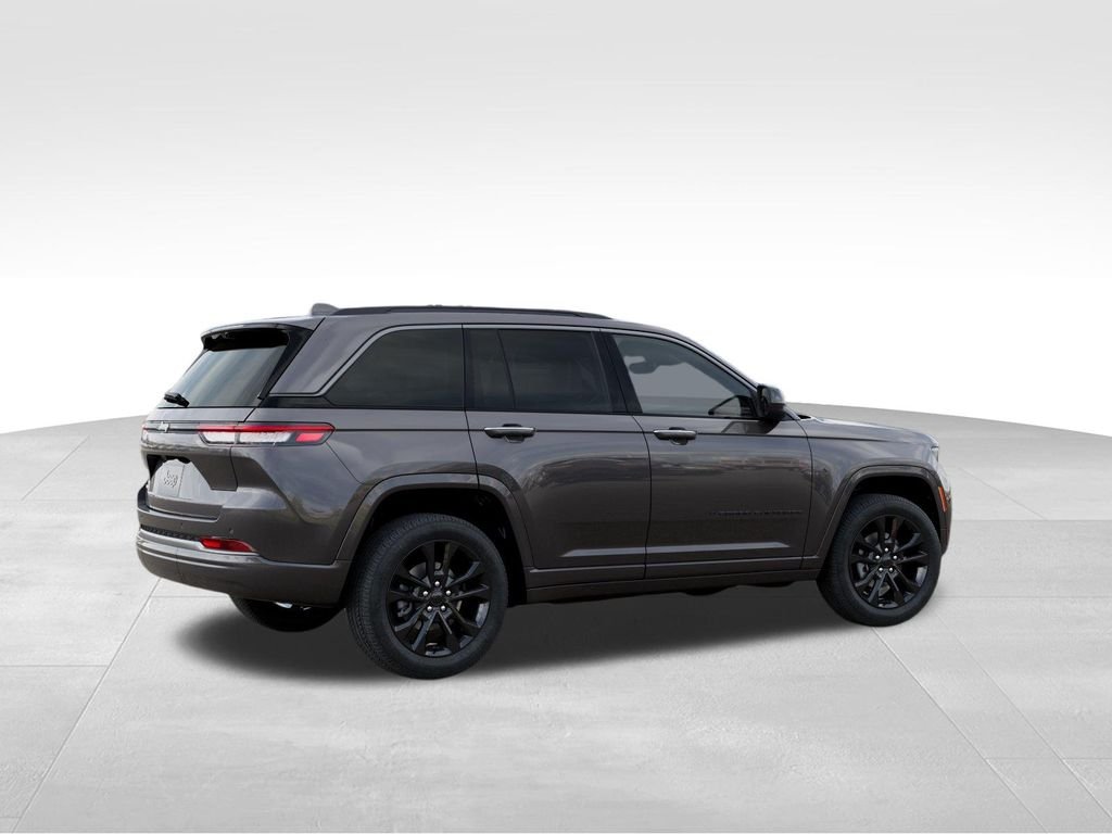 Used 2026 Gray Jeep Limited Reserve image 4