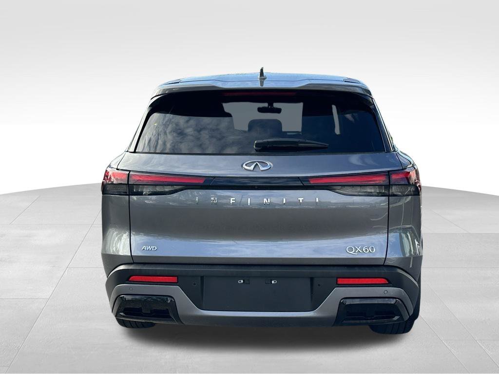 Used 2023 Gray INFINITI PURE image 6