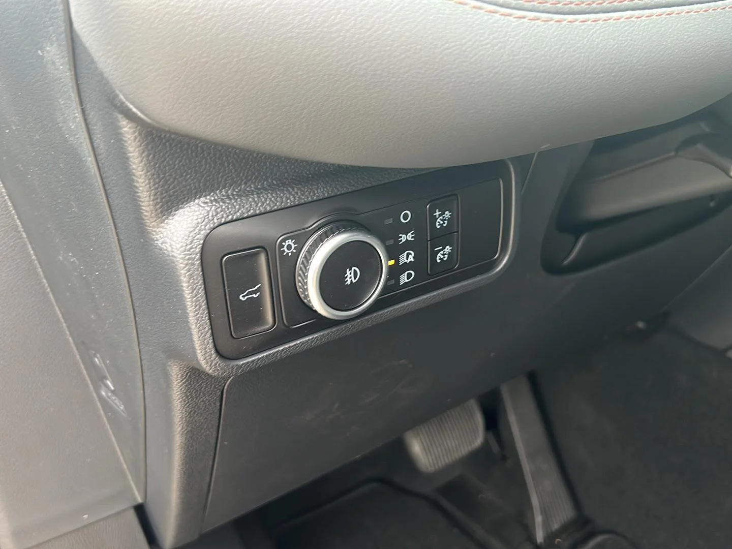 New 2026 Vapor Blue Metallic Ford Active image 15