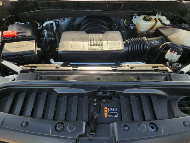 Used 2022 SHADOW GRAY METALLIC Chevrolet RST image 31