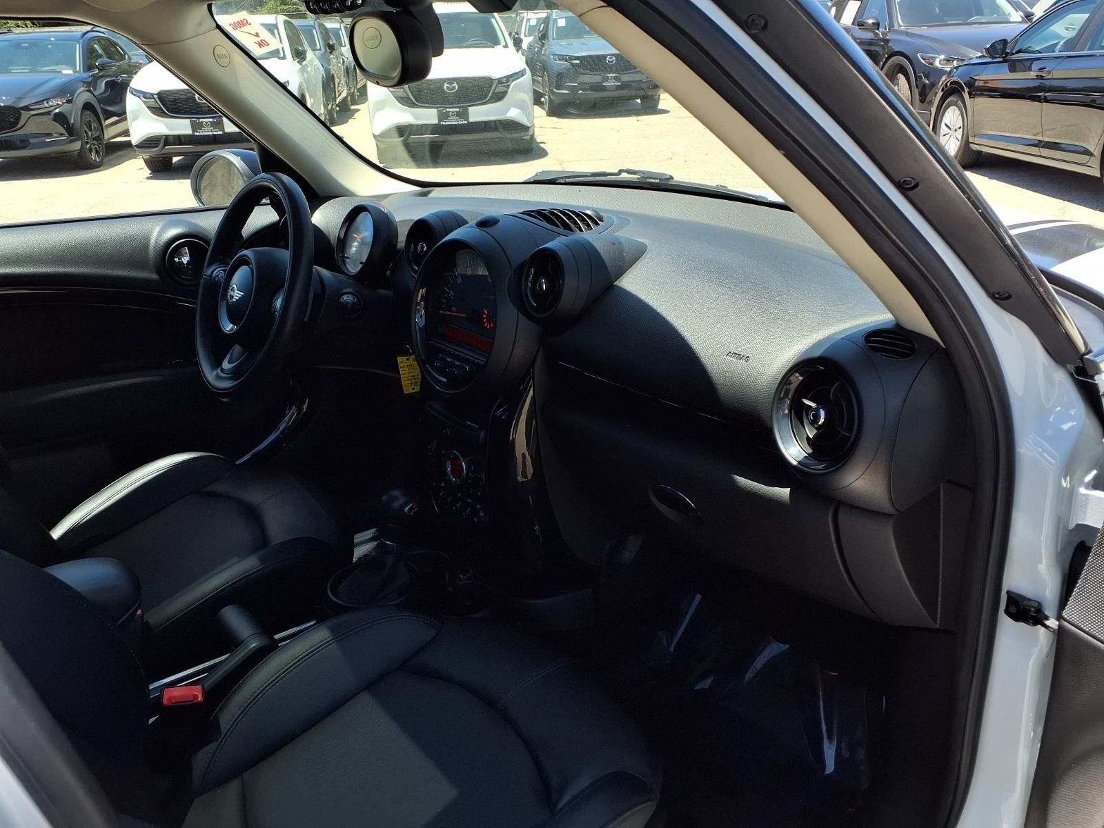 Used 2016 White MINI Base image 23