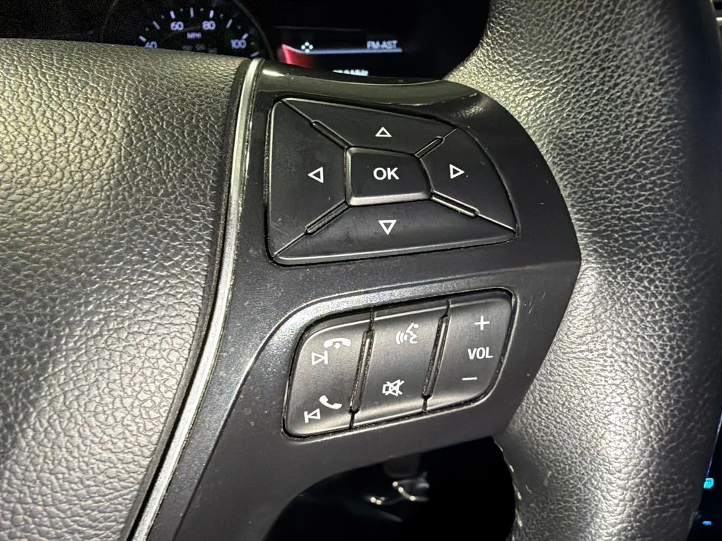 Used 2017 Shadow Black Ford Limited image 31