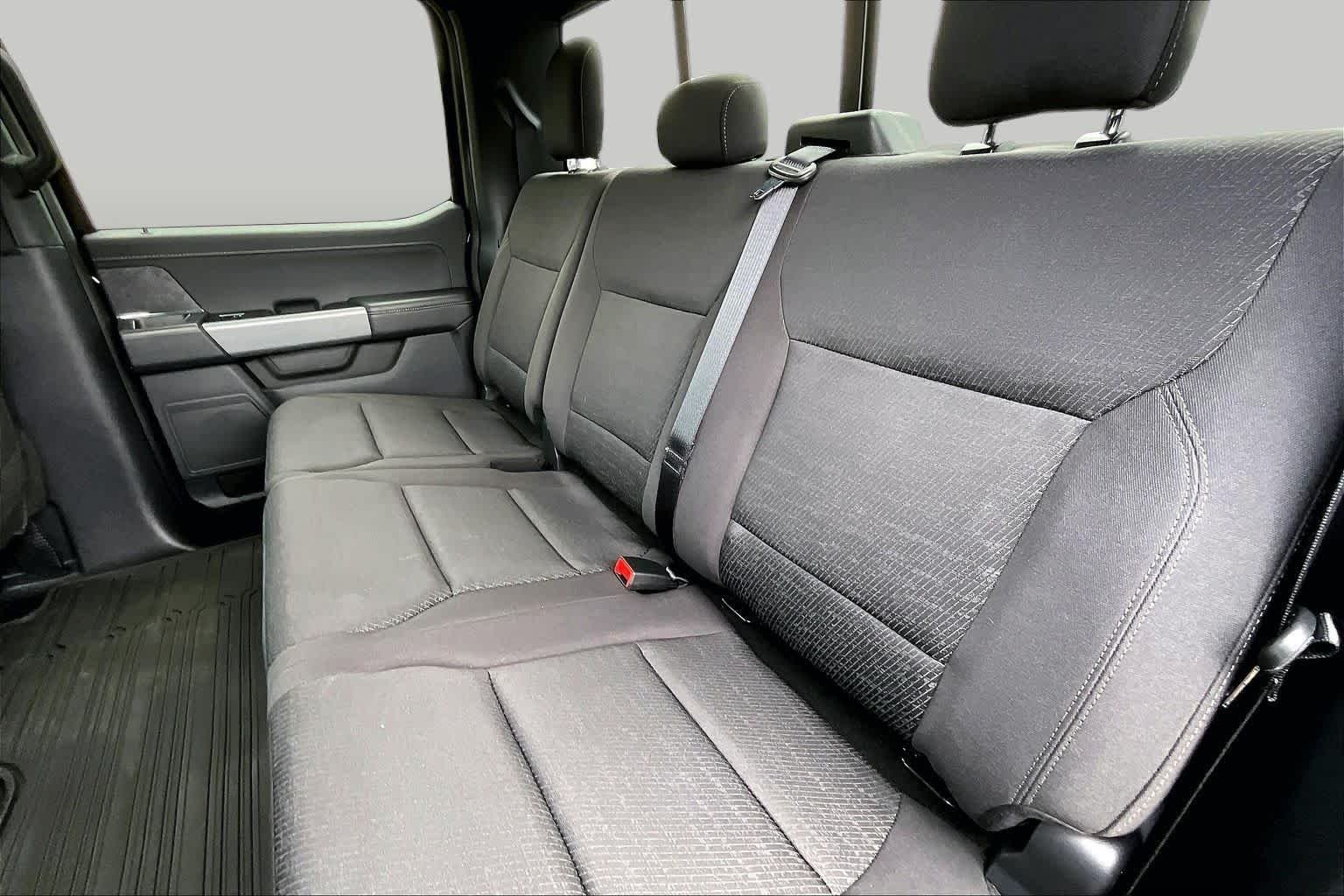 Used 2025 Antimatter Blue Metallic Ford XLT image 21