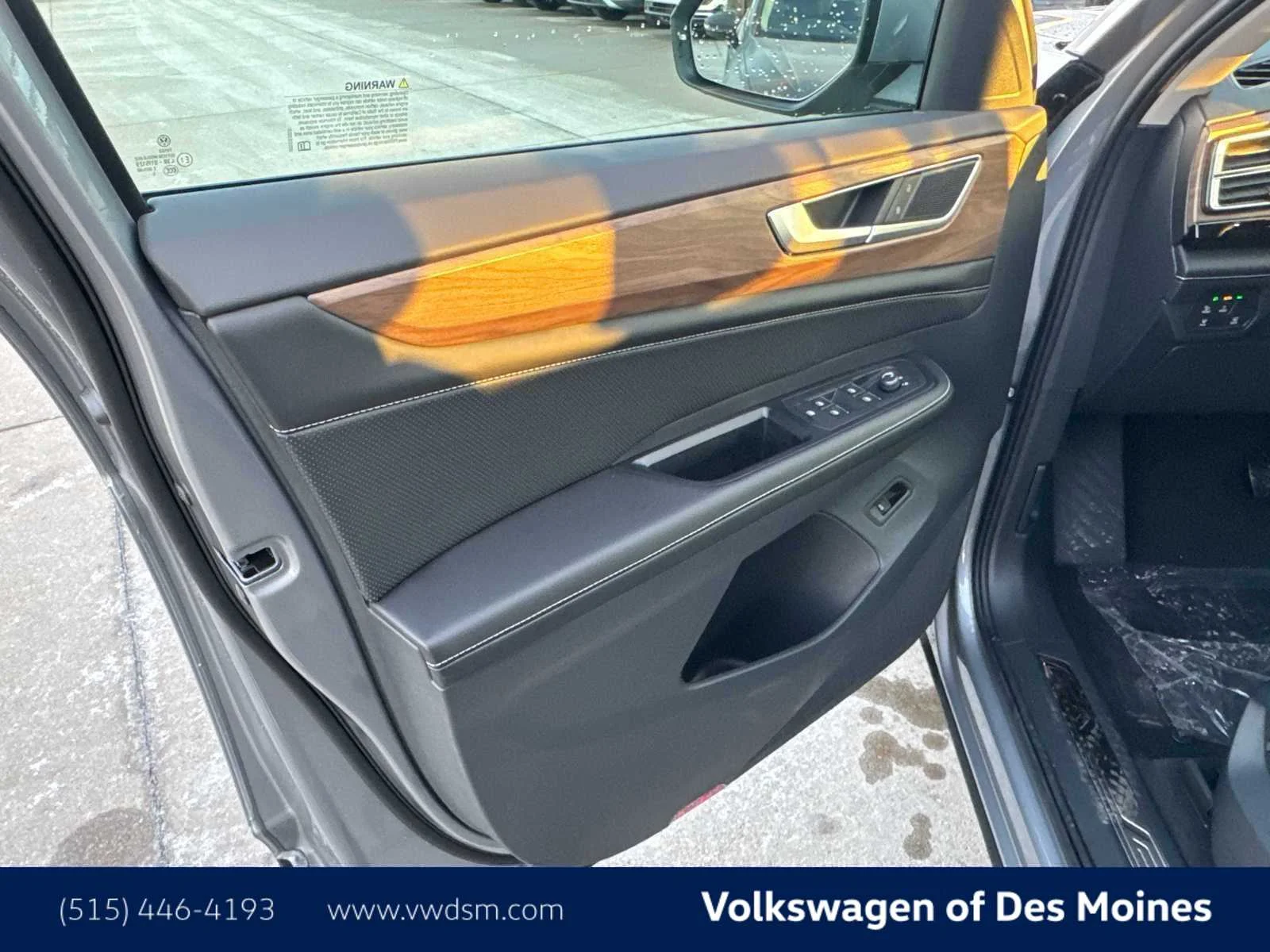 2026 Volkswagen Atlas SE w/Tech - Photo 23
