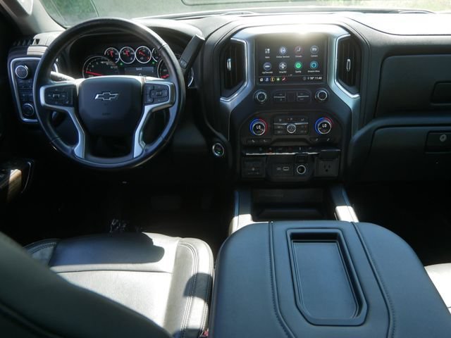 Used 2020 SILVER ICE METALLIC Chevrolet LT Trail Boss image 23