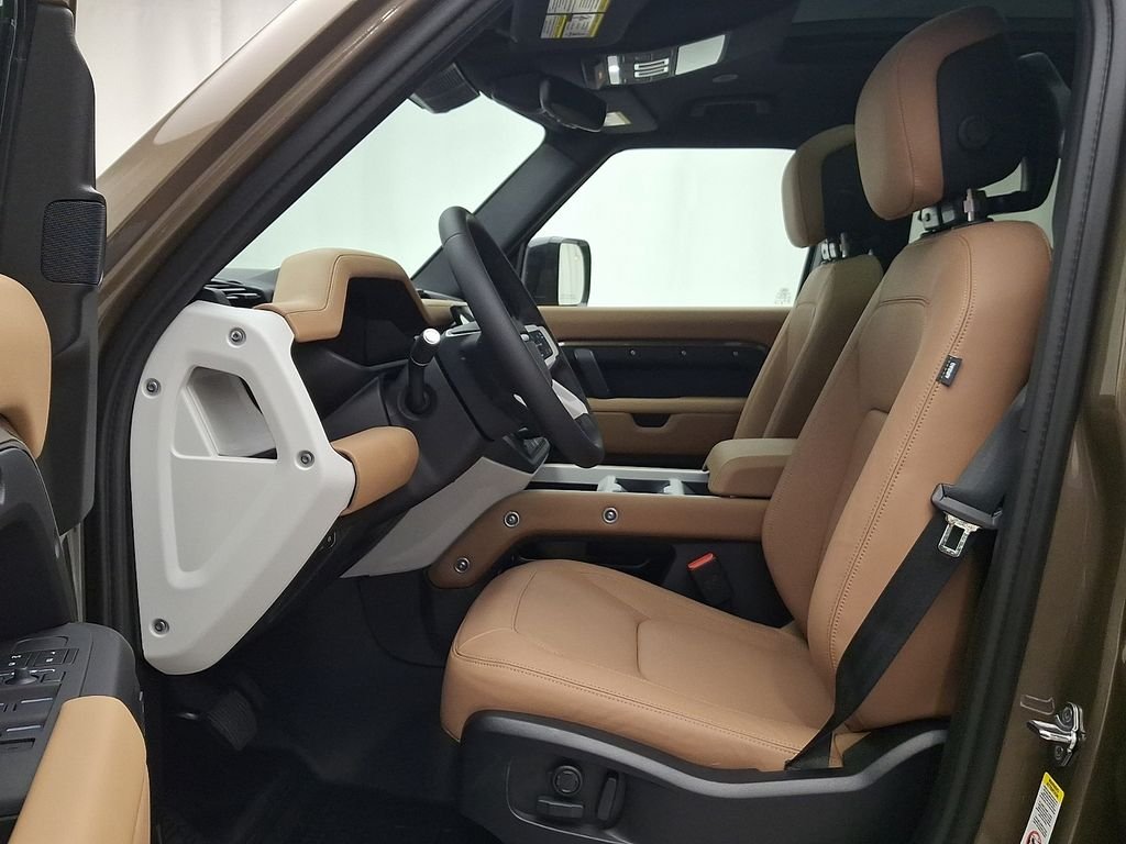 New 2026 Gondwana Stone Land Rover X-Dynamic SE image 9