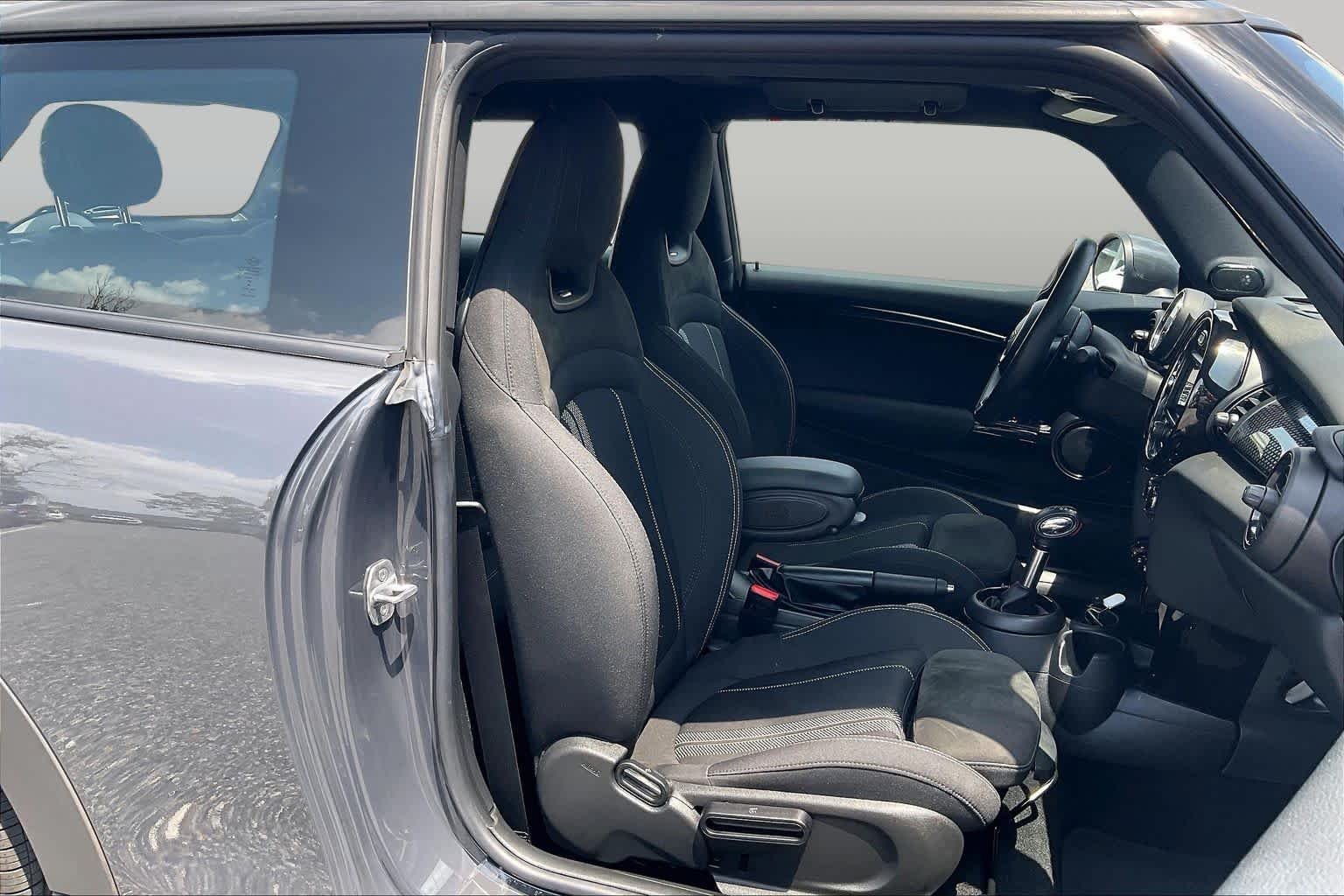 Used 2019 Thunder Grey Metallic MINI John Cooper Works image 8