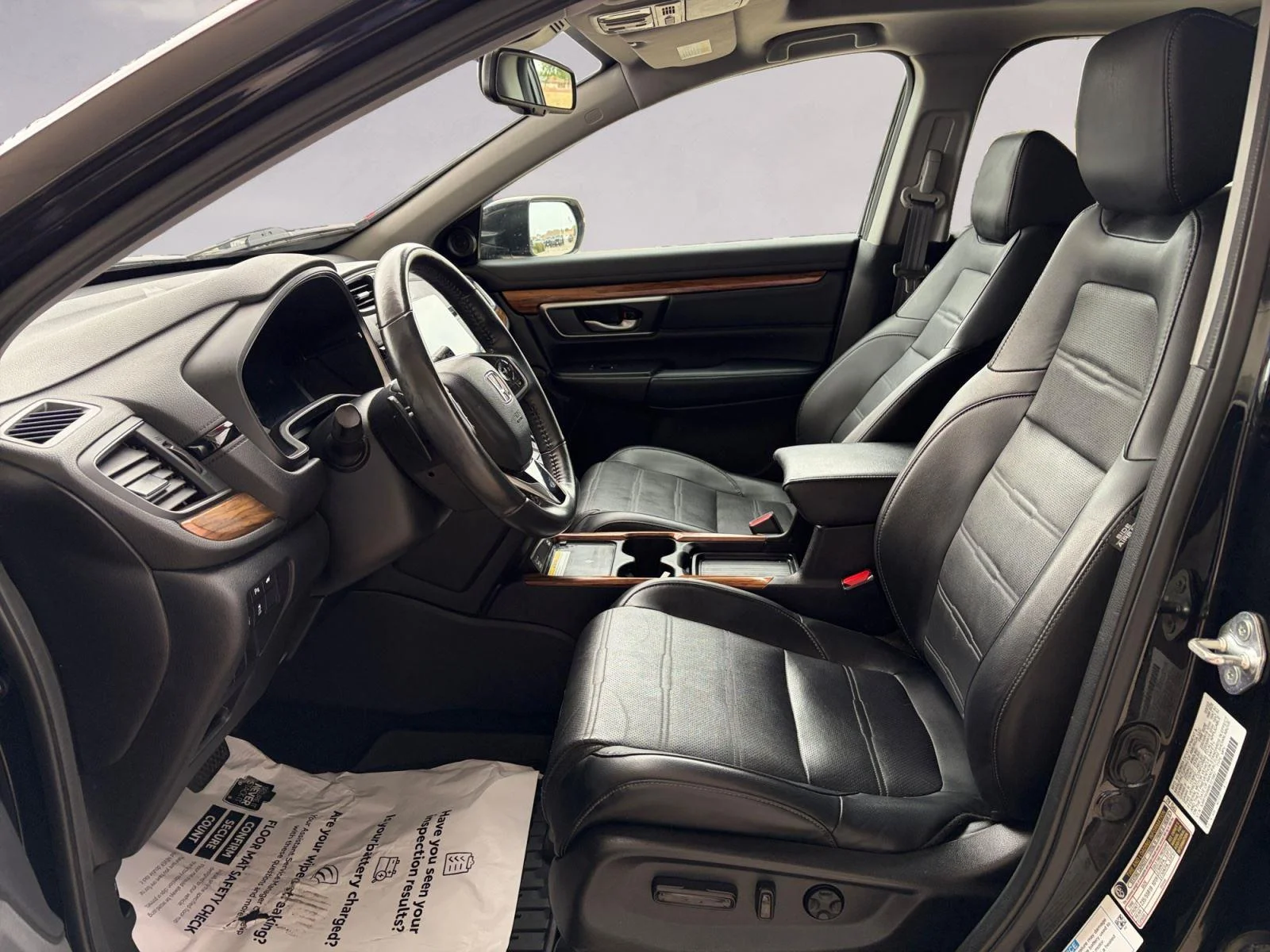 Used 2022 Crystal Black Pearl Honda Touring image 9
