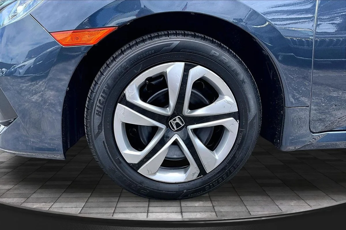 Used 2016 Blue Honda LX image 36