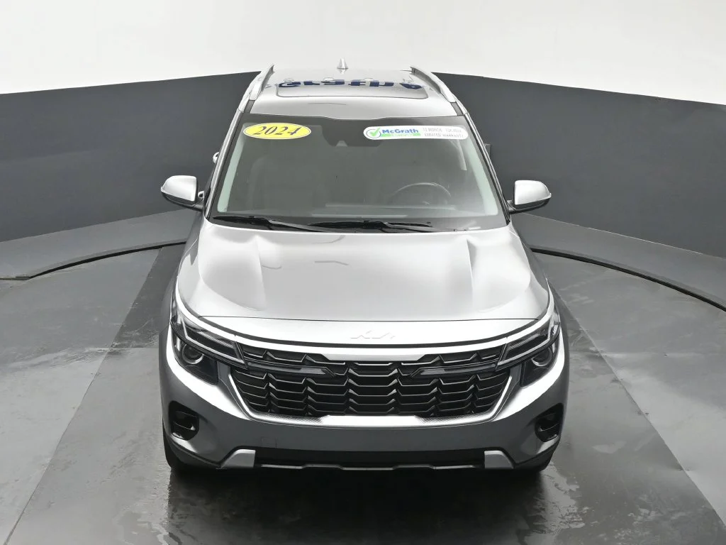 Certified Used 2024 Gray Kia EX image 28