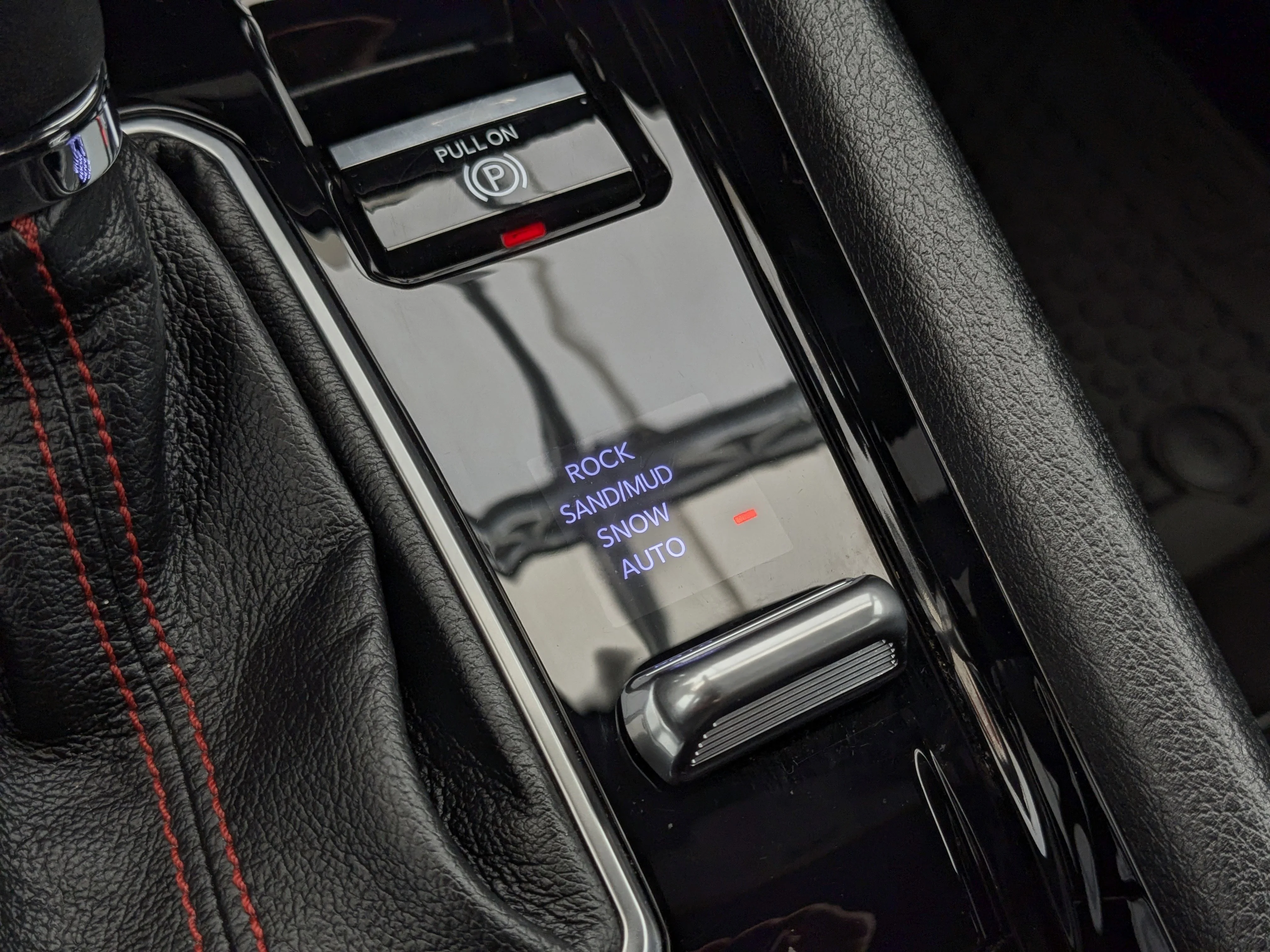 Used 2024 Black Jeep Trailhawk - Sun & Sound Group - Dual Pane Sunroof - Leather - NAV & More image 22