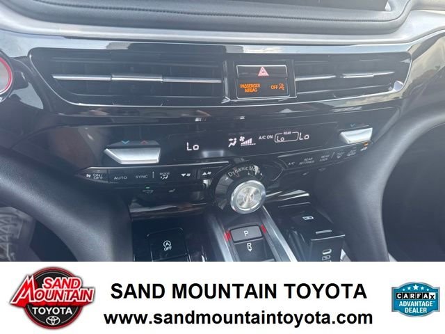 Used 2025 White Acura Technology Package image 22