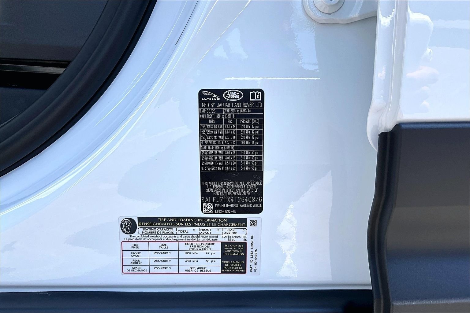 New 2026 Fuji White LAND ROVER S image 13