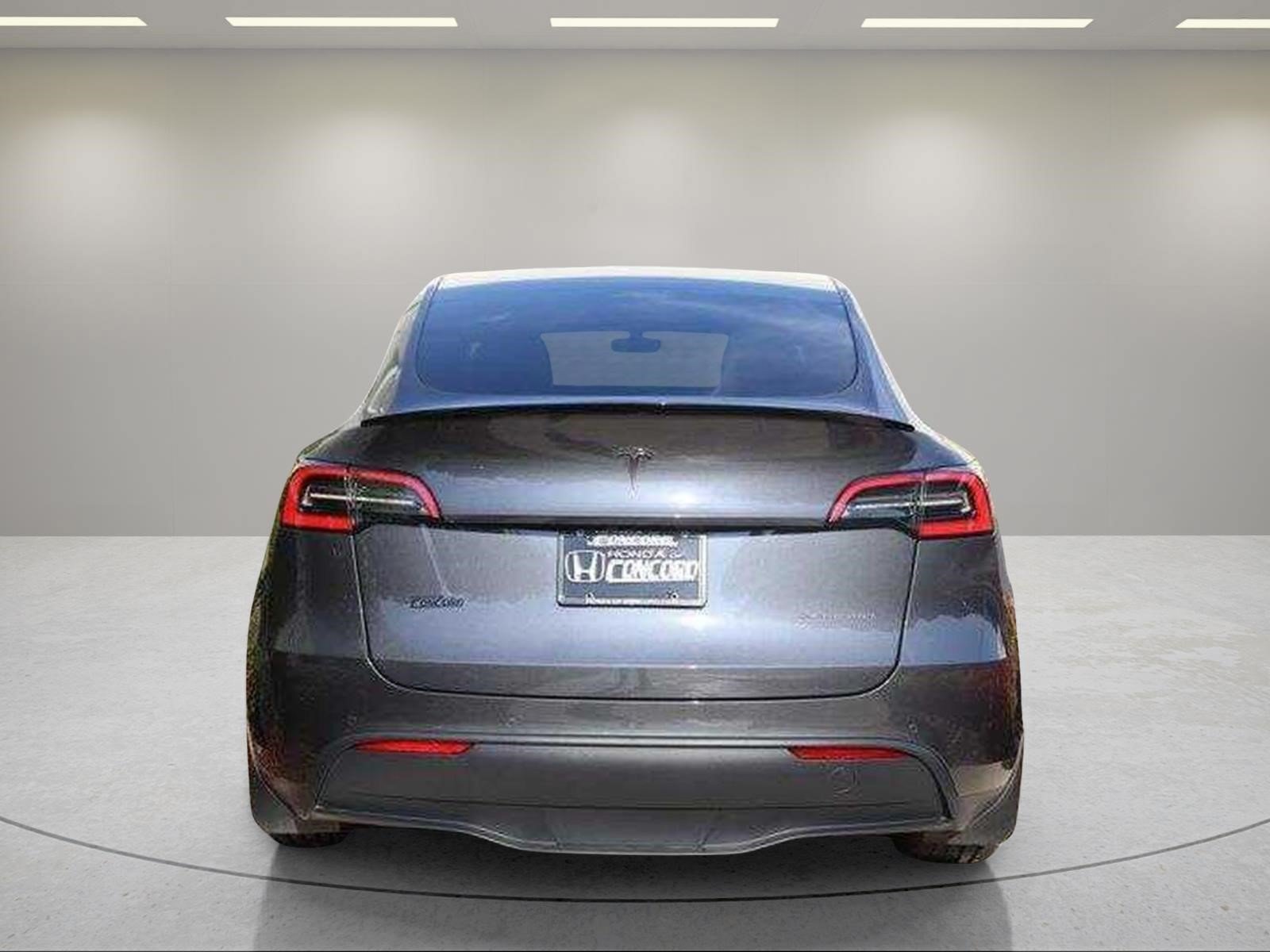 Used 2021  Tesla Long Range image 3
