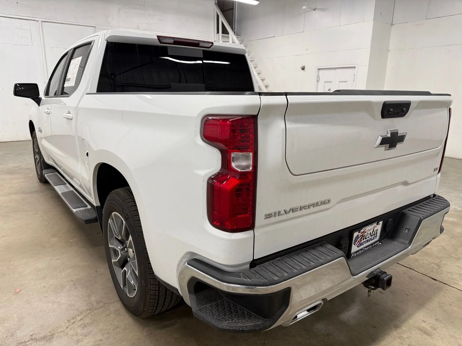 Used 2024 White Chevrolet LT image 10