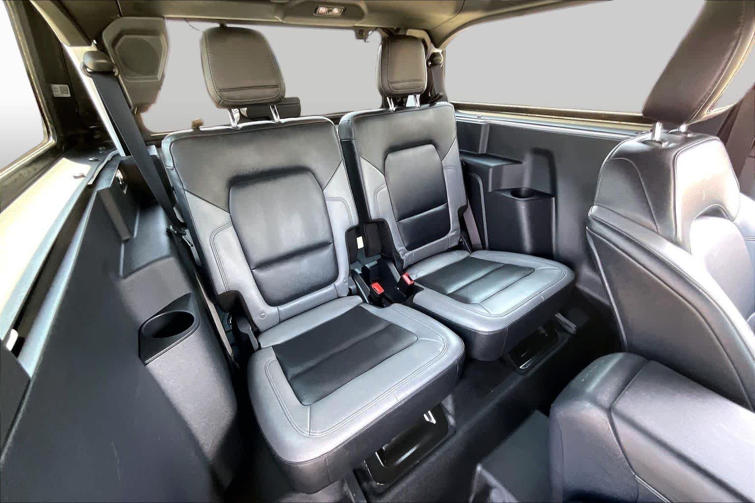 Used 2024 Oxford White Ford Black Diamond image 17