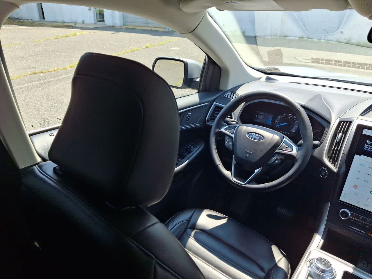 Used 2023 Iconic Silver Metallic Ford SEL image 15