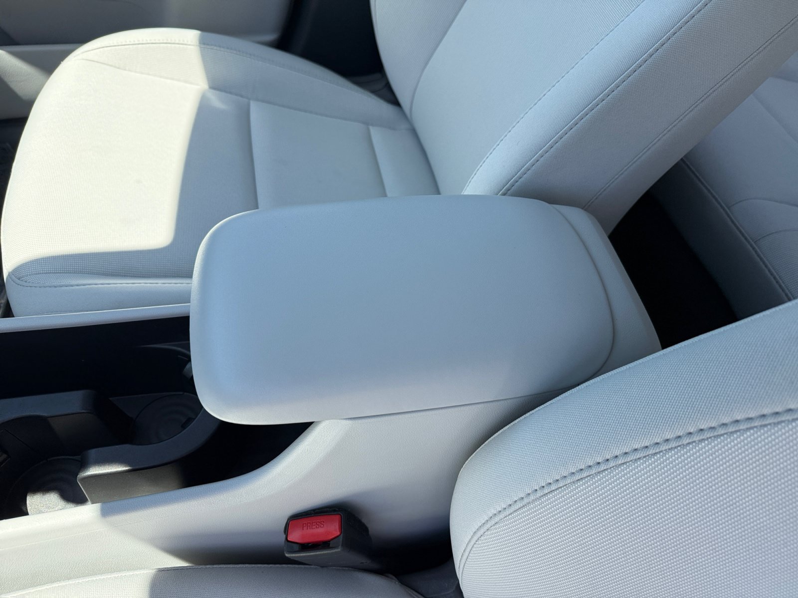 Certified Used 2025 Cyber Gray Metallic Hyundai SE image 14