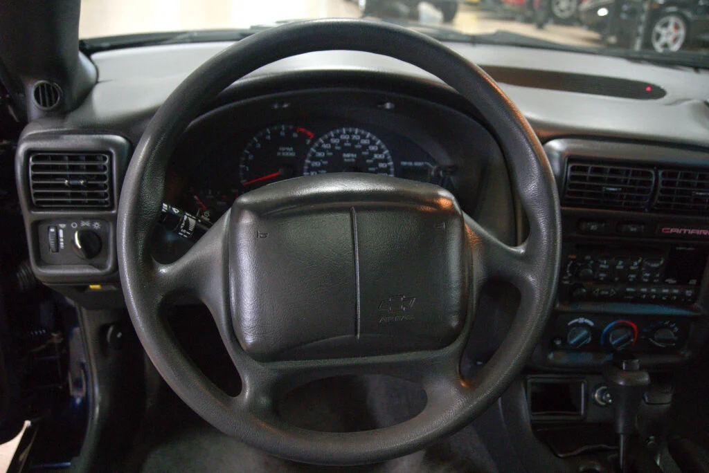 Used 2001  Chevrolet Base image 39