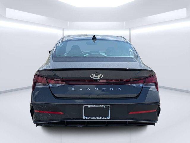 New 2026 Gray Hyundai SEL Sport image 4